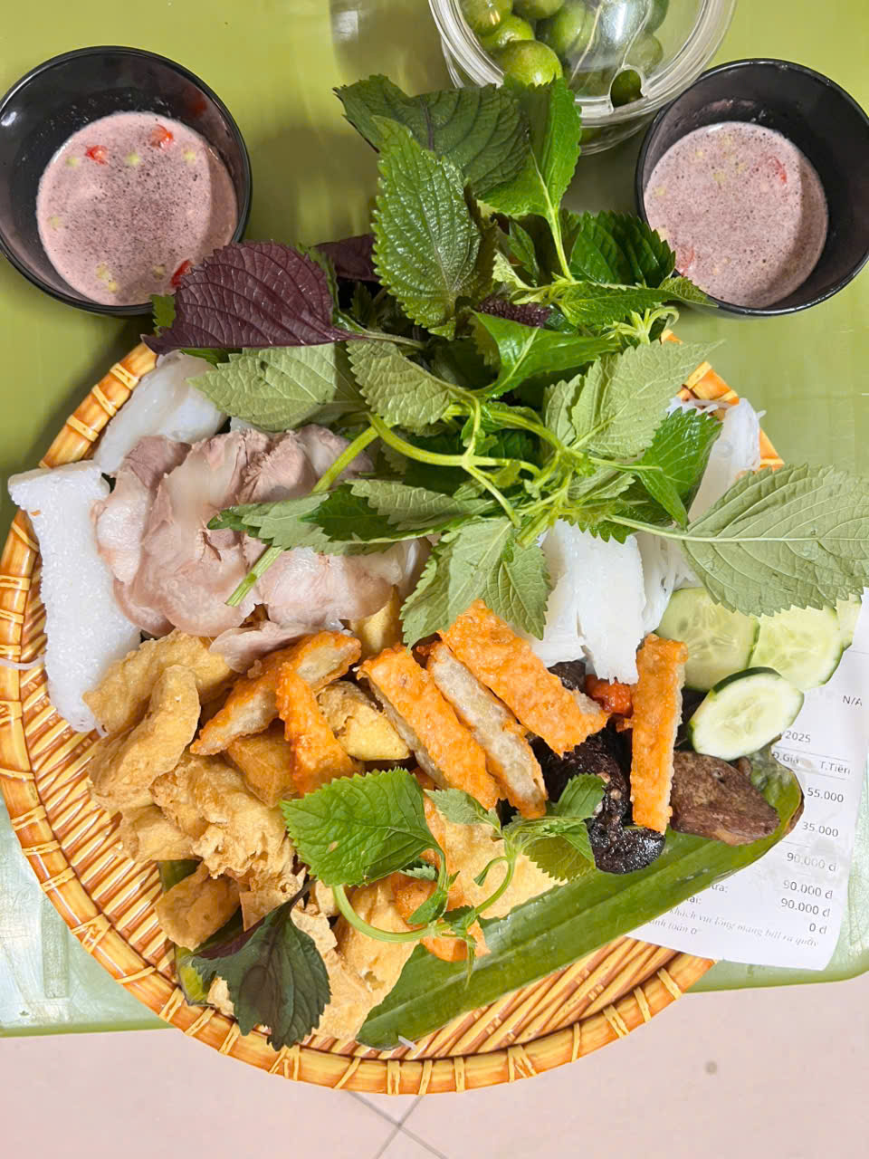 Hidden Gems Hanoi’s Streetfood Tour