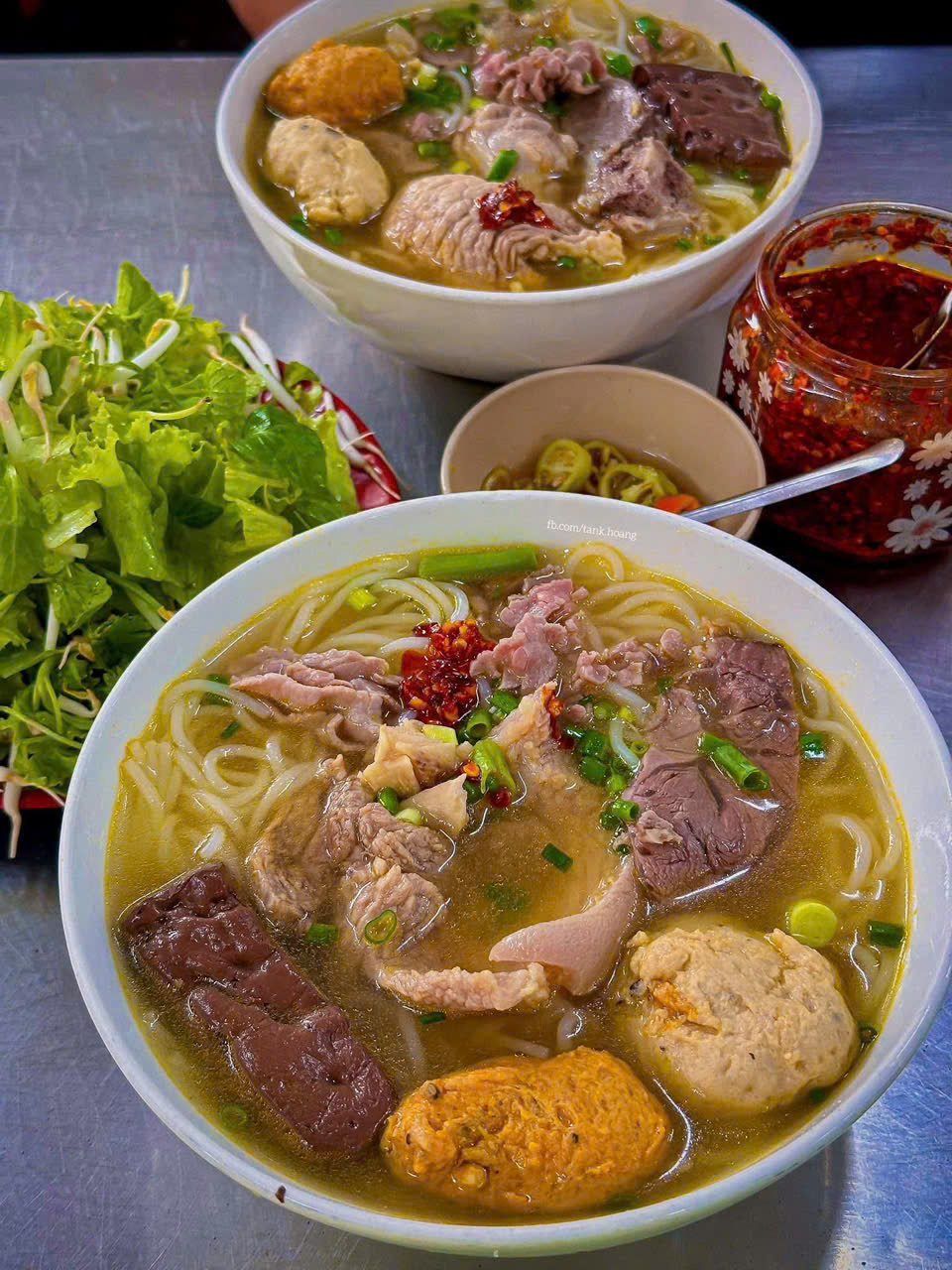 Hidden Gems Hanoi’s Streetfood Tour
