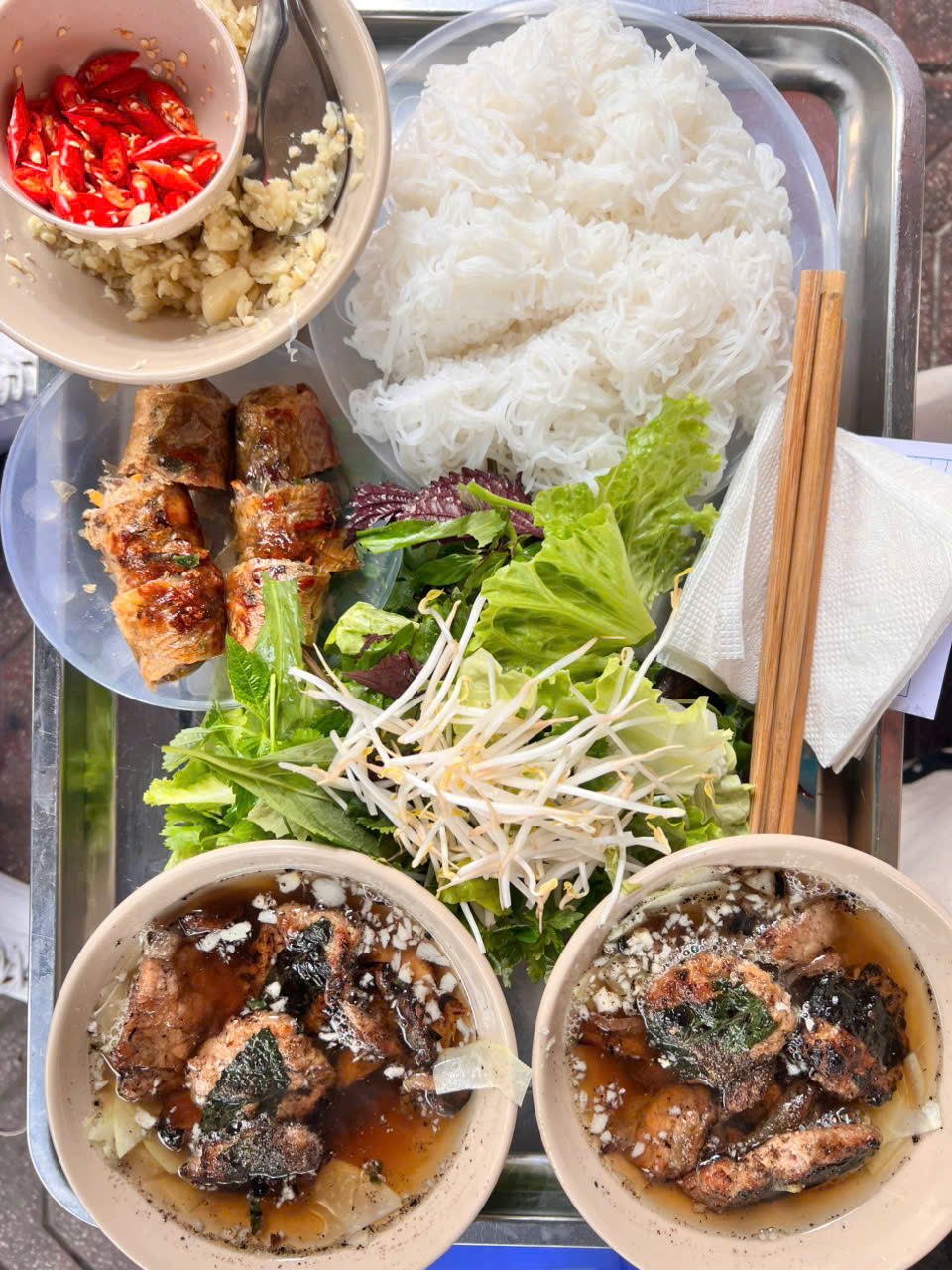 Hidden Gems Hanoi’s Streetfood Tour