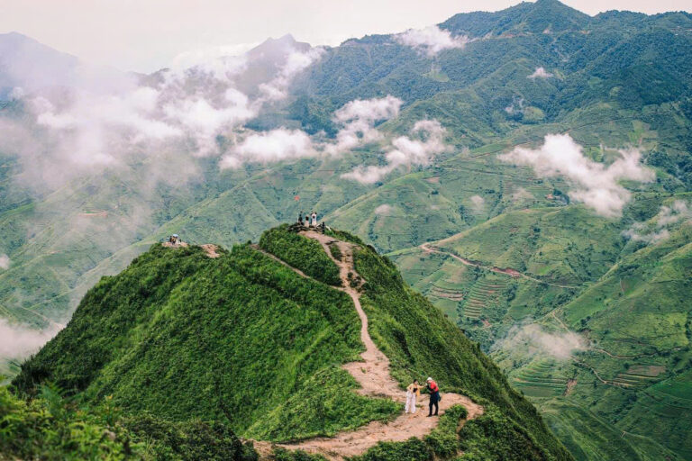 Trekking To Cloud Heaven Mountain And Magic Moss Forest: Ta Xua & Ta Chi Nhu (Yen Bai Province)