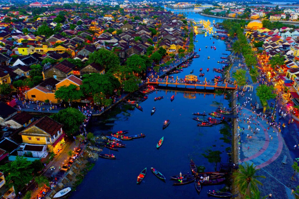 5 Days in Da Nang & Hoi An: Beaches, Golden Bridge & Lantern Nights Experience