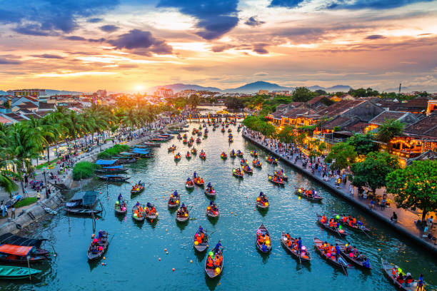 5 Days in Da Nang & Hoi An: Beaches, Golden Bridge & Lantern Nights Experience