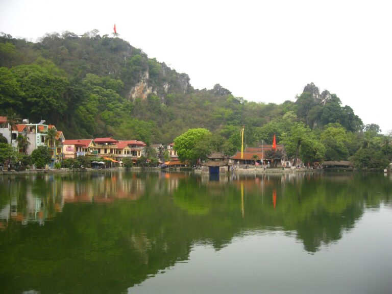 Duong Lam Ancient Village & Thay Pagoda Day Tour: A Journey Through Time