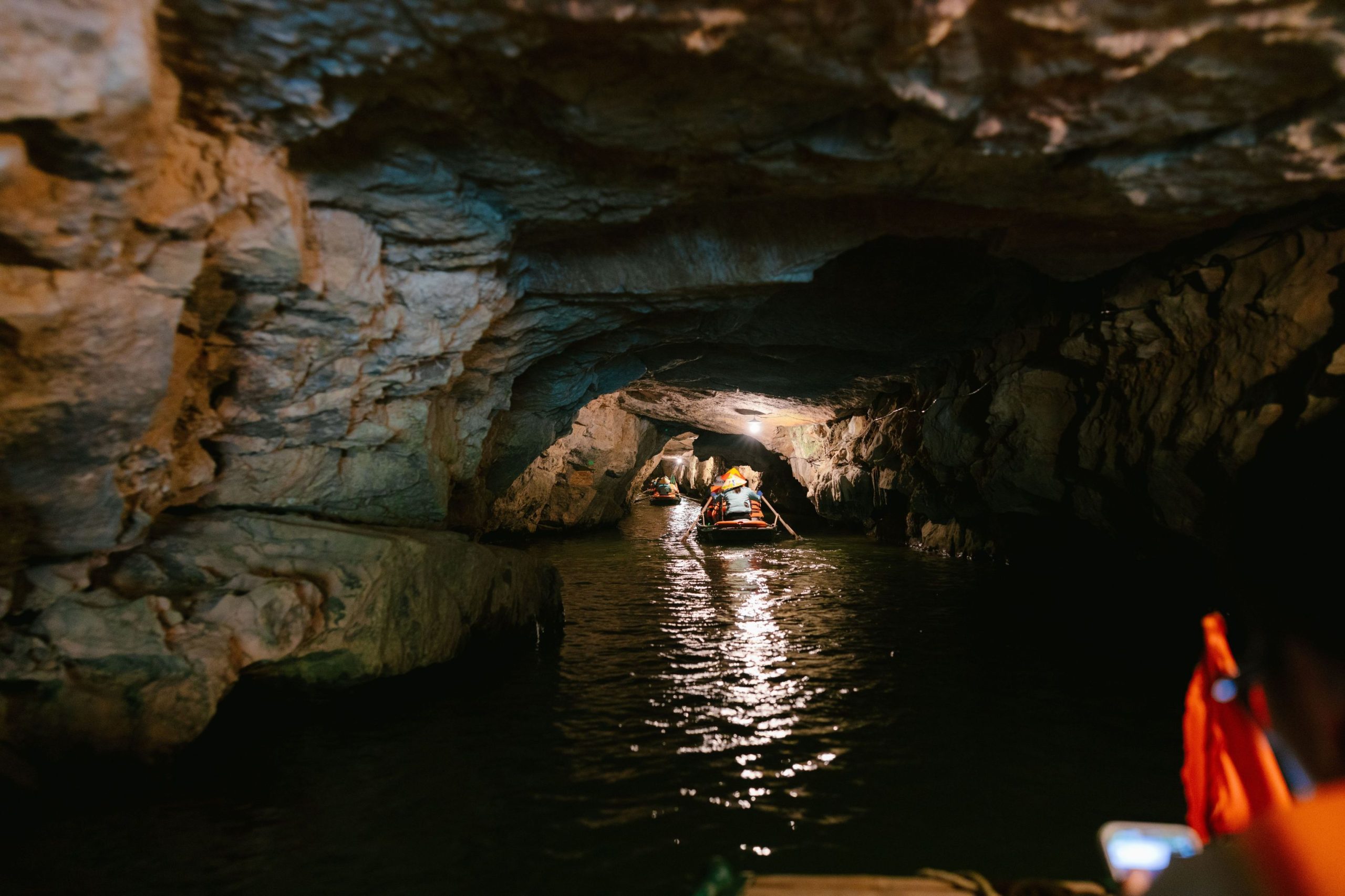 Elephant Cave & Ma Da Valley 1 Day