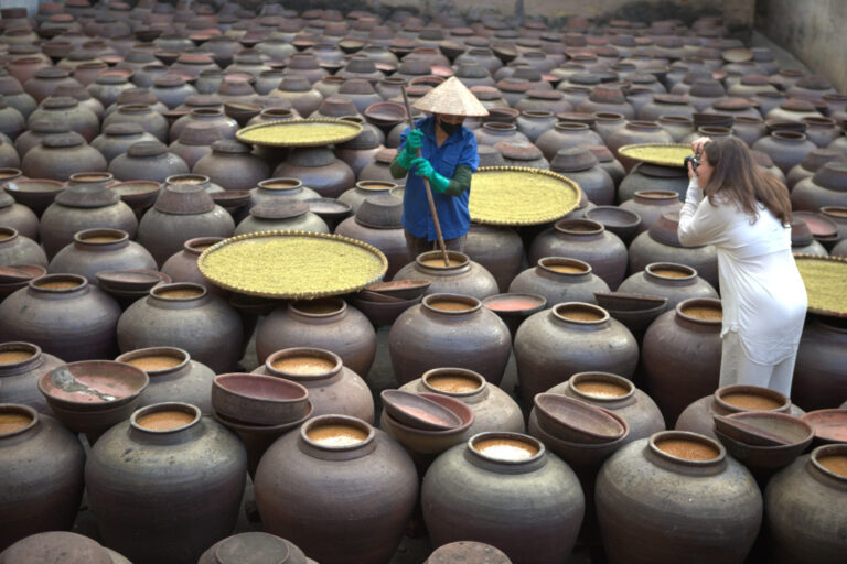 Explore Traditional Handicraft Villages