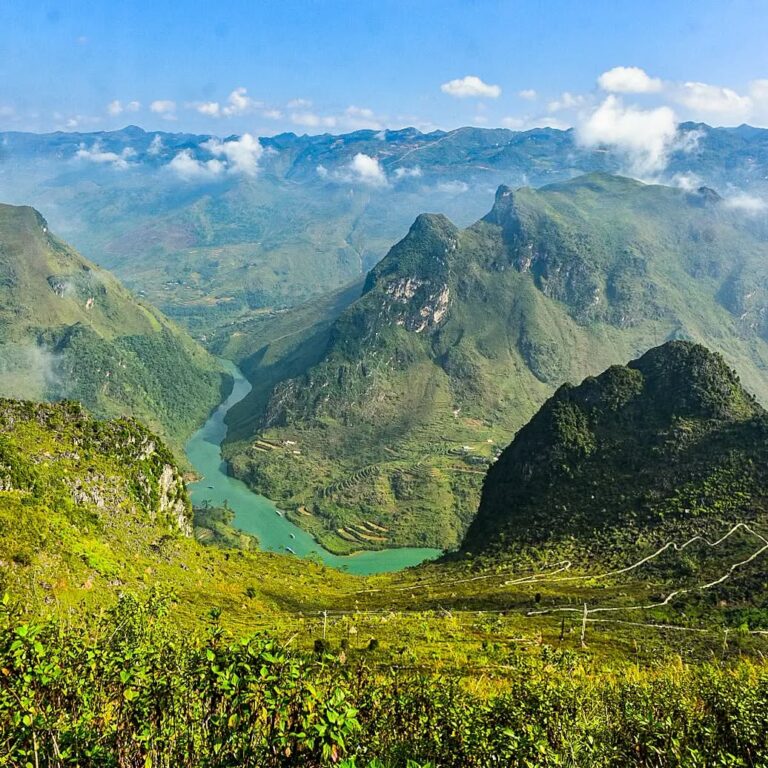 Explore the Wild Beauty of Ha Giang and Ban Gioc Waterfall