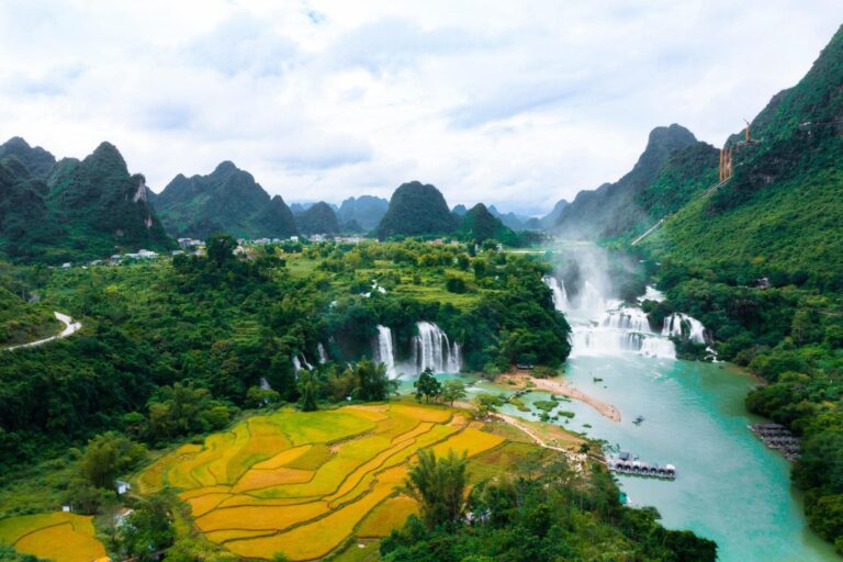 Explore the Wild Beauty of Ha Giang and Ban Gioc Waterfall