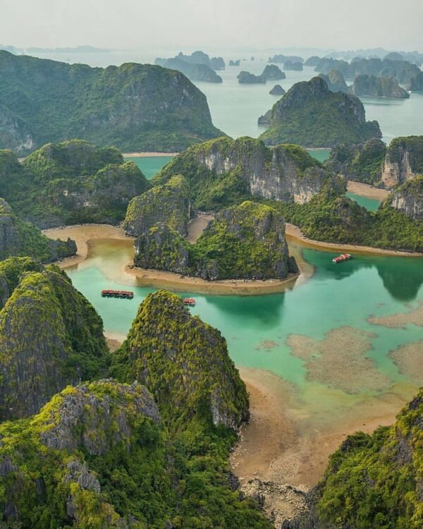 Halong Bay Day Trip on a Luxury Cruise