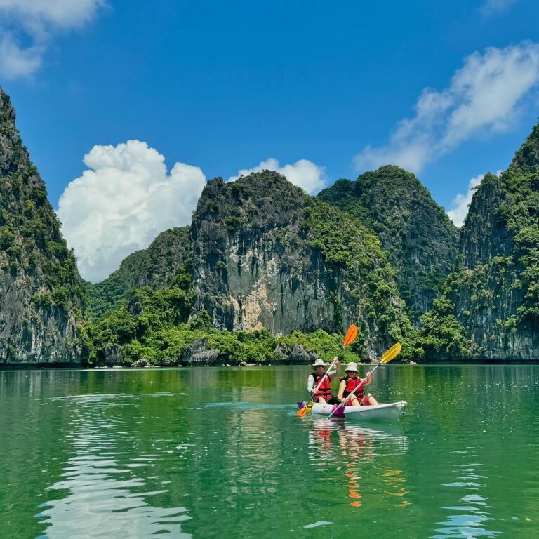 Halong Bay Day Trip on a Luxury Cruise