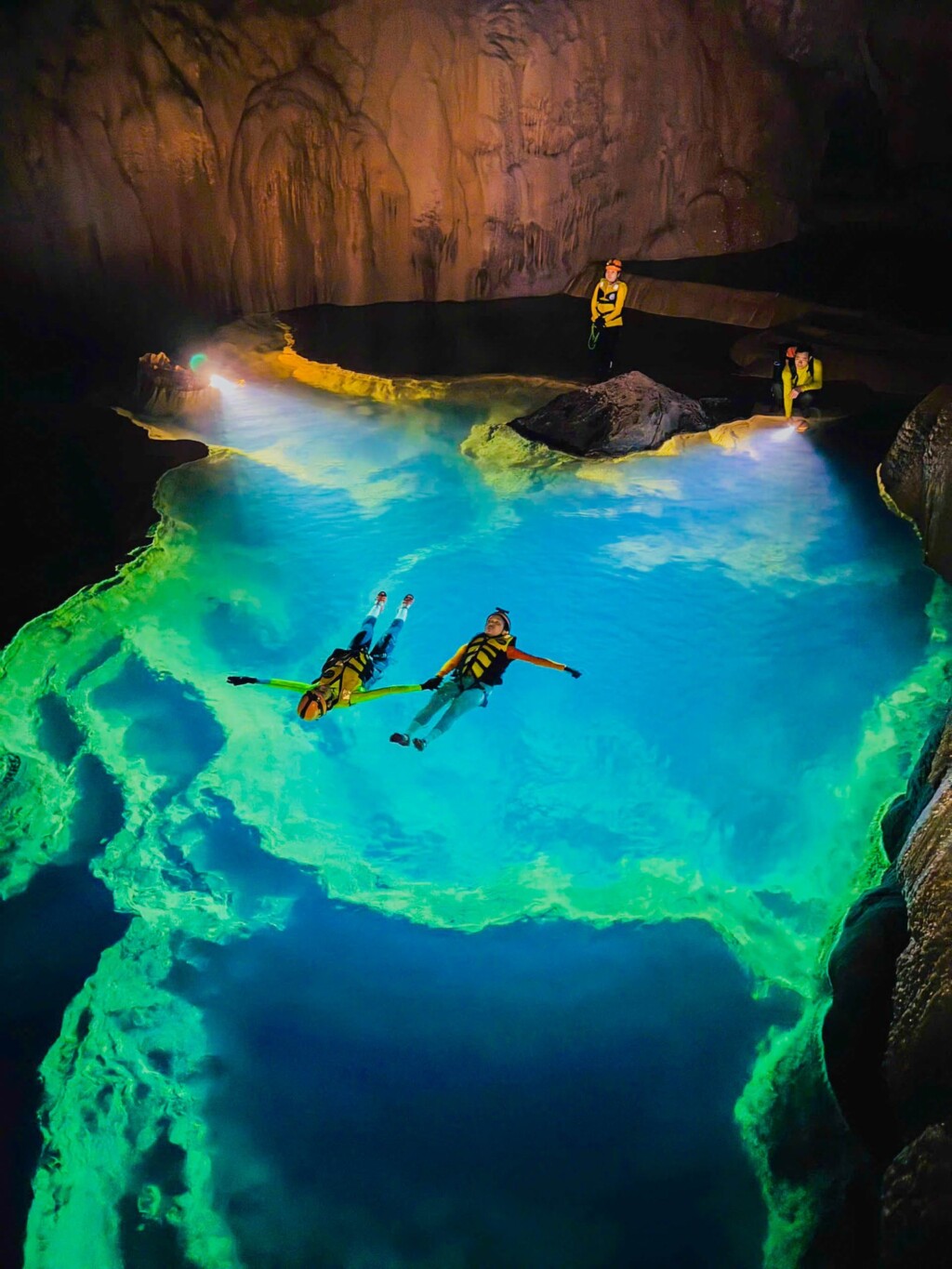 Hung Thoong Expedition – 3 Days 2 Nights of Jungle Trekking, Caving & Zipline Adventure