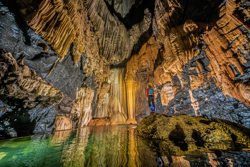 Hung Thoong Expedition – 3 Days 2 Nights of Jungle Trekking, Caving & Zipline Adventure