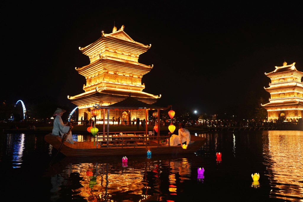 Ninh Binh 3 Days Adventure from Hanoi: Ancient Capital, Caves & Nature