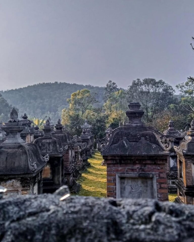 Cultural Treasures: Tho Ha, Bo Da Pagoda, and Phu Lang Experience